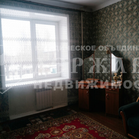 3-комнатная квартира, улица Григорченкова 33А