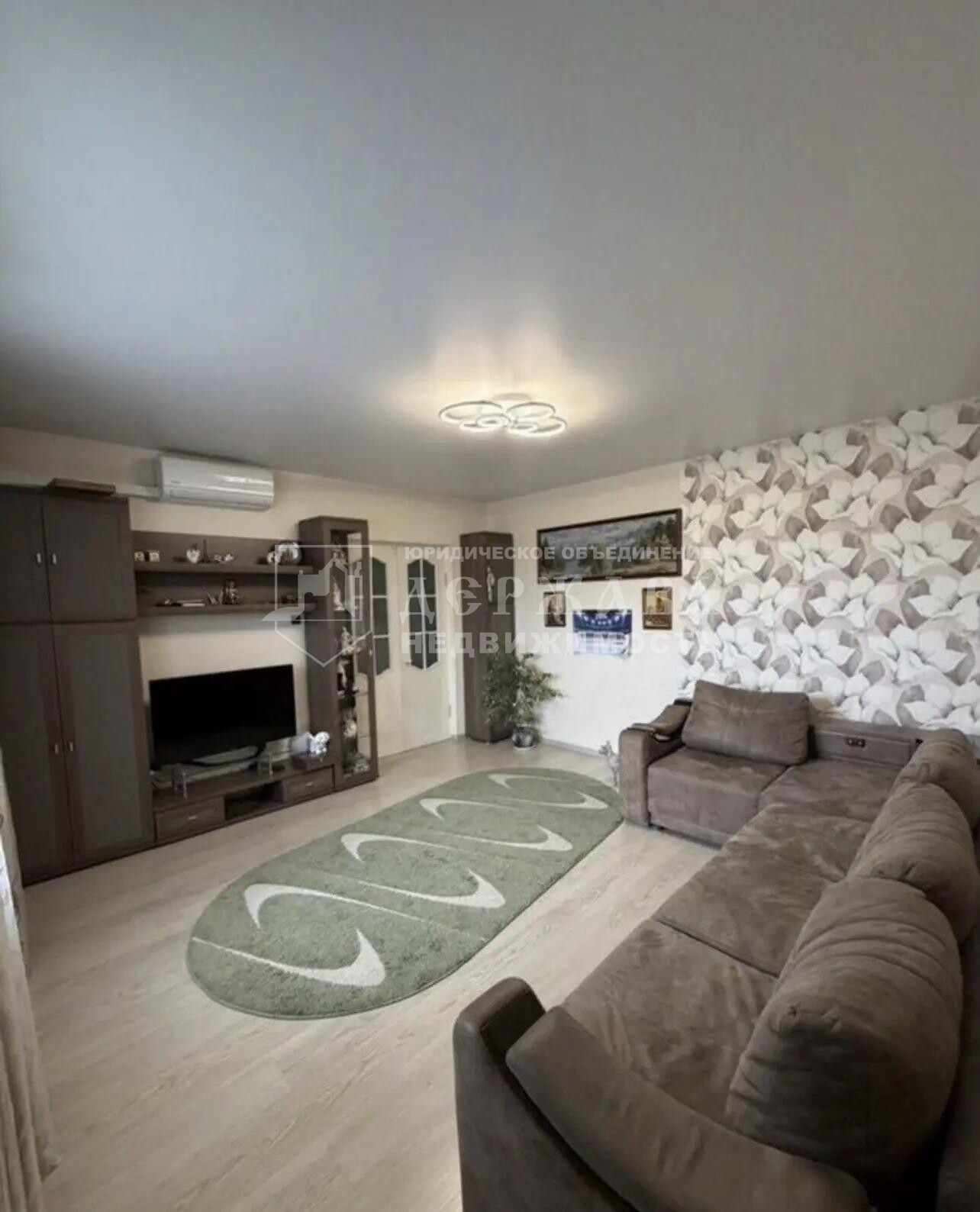 2-комнатная квартира, 52,8 м², Комсомольский проспект 55