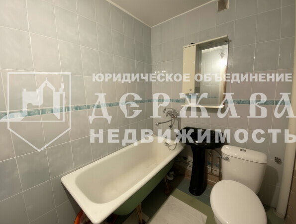 2-комнатная квартира, проспект Победы 45