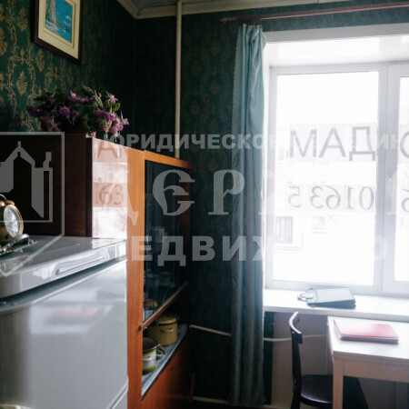 3-комнатная квартира, улица Григорченкова 33А