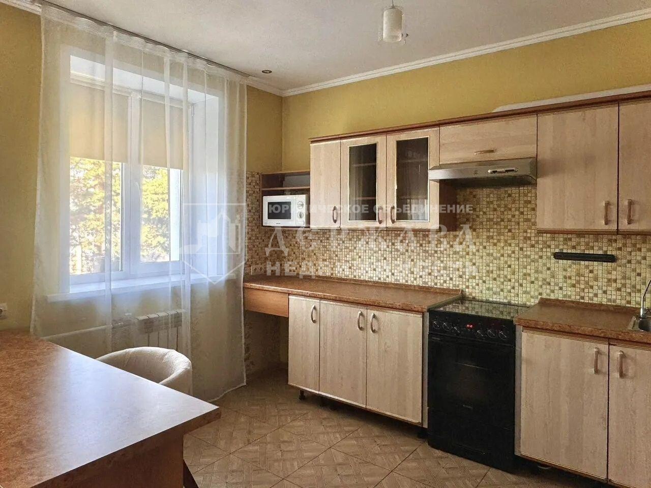 1-комнатная квартира, 32 м², улица Суворова,3