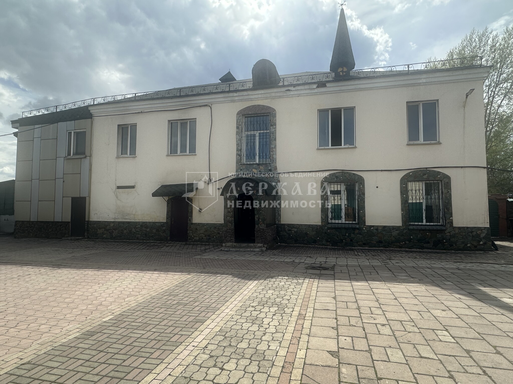 Коммерческая, 967 м², Кузнецкий проспект 230