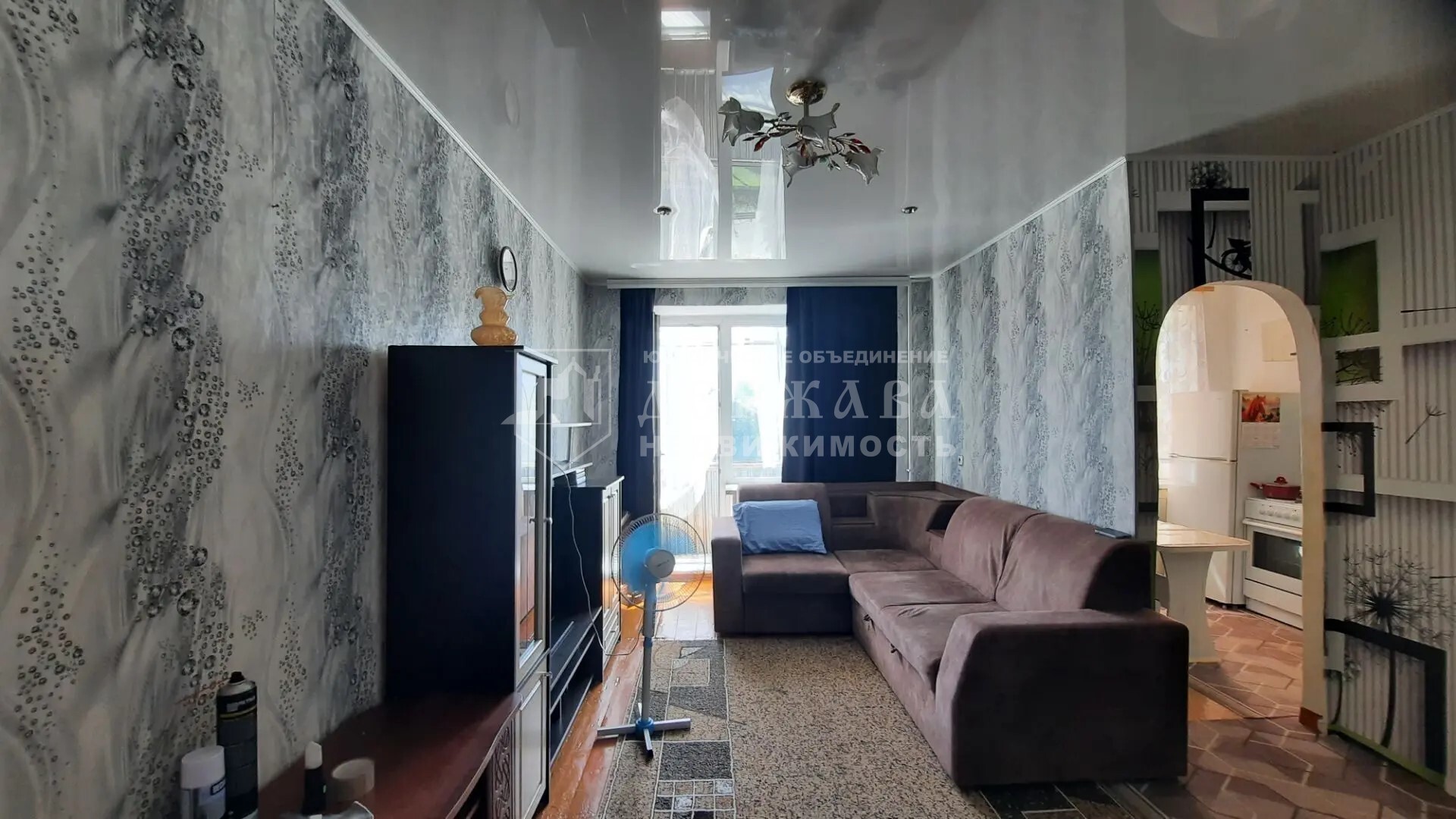 2-комнатная квартира, 40,5 м², Коммунистический проспект 44