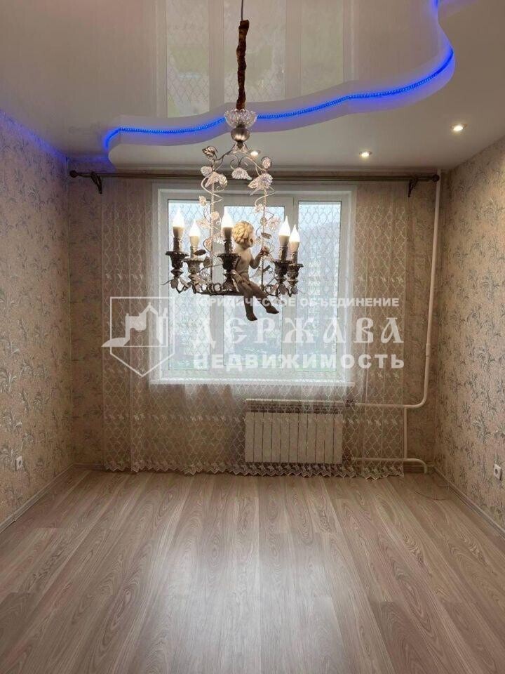 3-комнатная квартира, 80 м², проспект Шахтёров,62Б