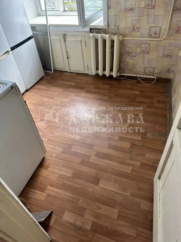 2-комнатная квартира, 42 м², Коммунистический проспект,30