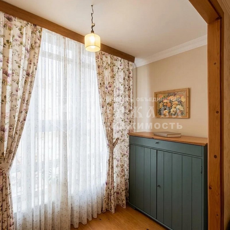 3-комнатная квартира, Московский проспект,12