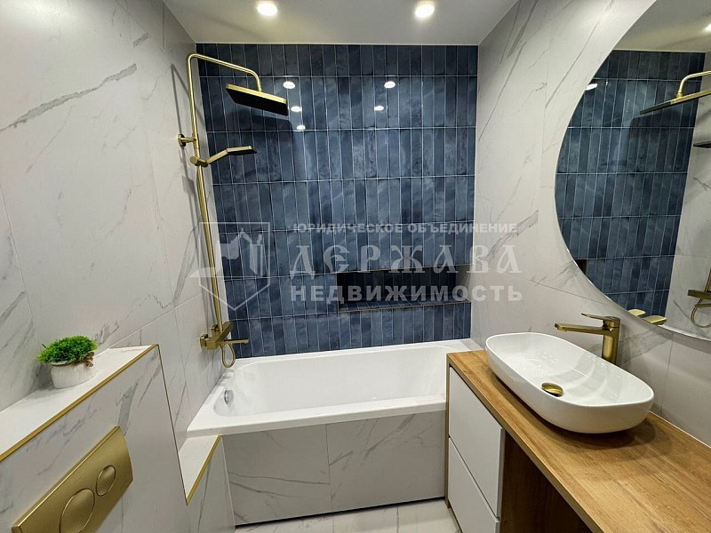 3-комнатная квартира, Октябрьский проспект,32Ак1