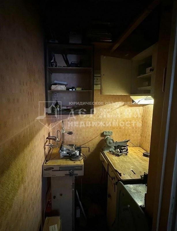 4-комнатная квартира, Октябрьский проспект 82