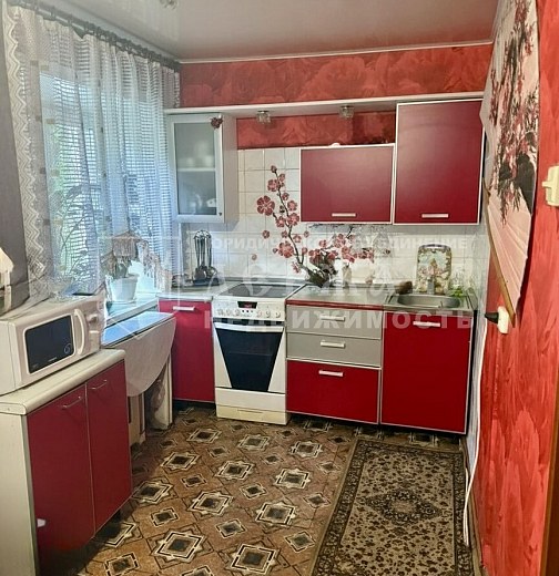3-комнатная квартира, проспект Кирова 69А