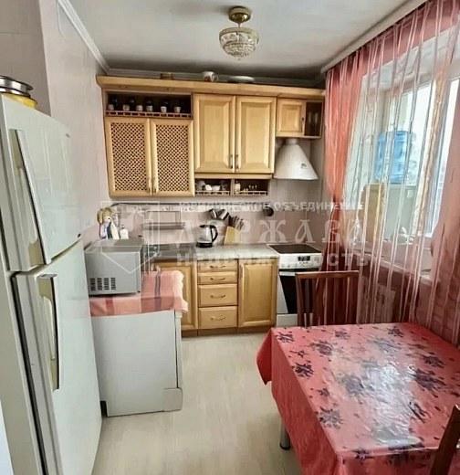 3-комнатная квартира, улица Сибиряков-Гвардейцев 11