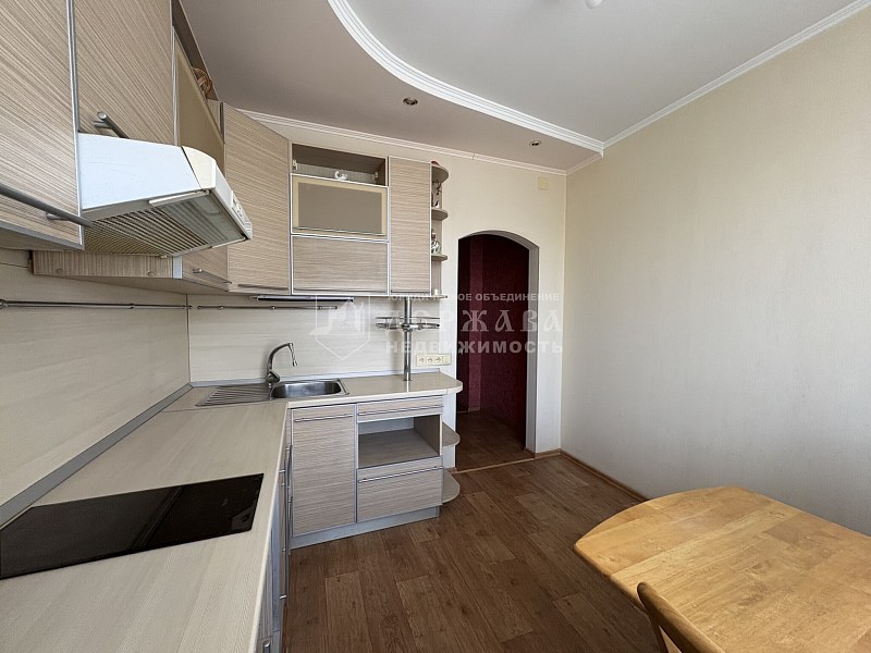 2-комнатная квартира, Коммунистический проспект,38