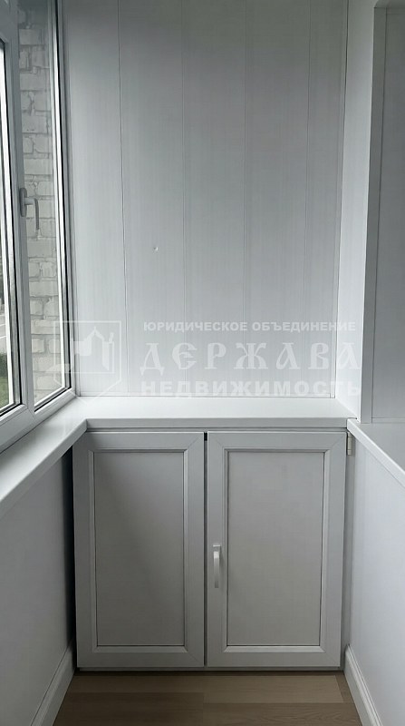 3-комнатная квартира, улица Гагарина 9