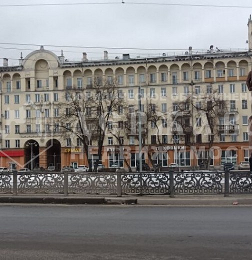 Помещение свободного назначения, 375 м2, проспект Металлургов 39