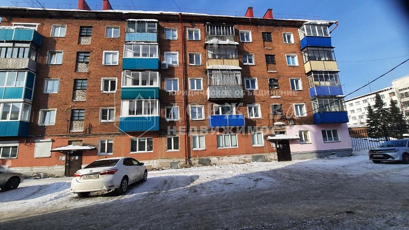 2-комнатная квартира, проспект Строителей 33