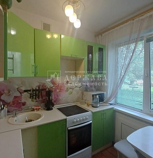 2-комнатная квартира, улица Халтурина 43