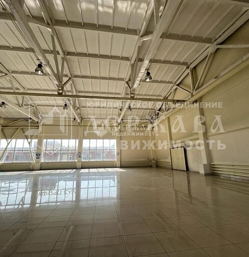 Торговое помещение, 800 м2, Карболитовская улица 1А