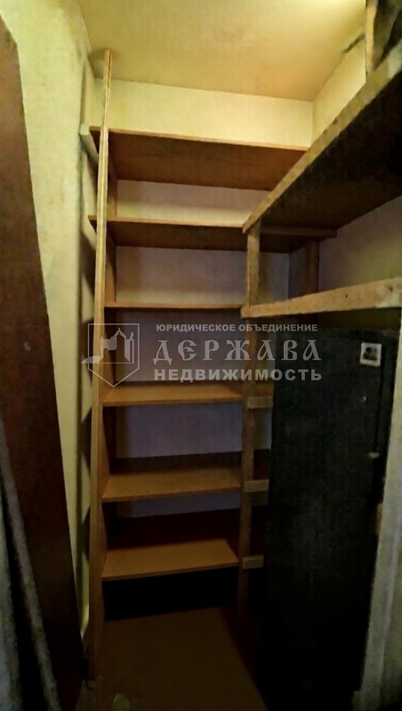 4-комнатная квартира, улица Дзержинского,26