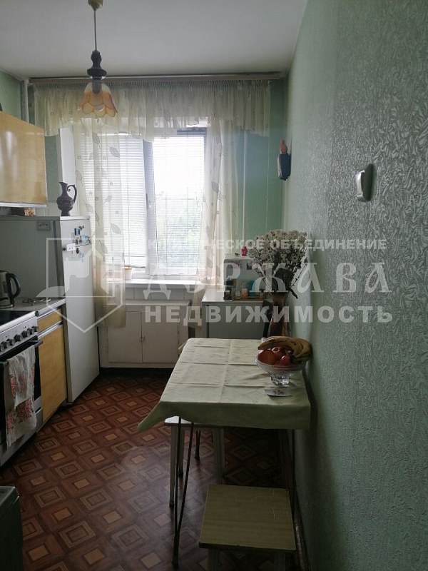 3-комнатная квартира, улица Сибиряков-Гвардейцев,17