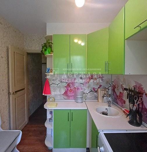 2-комнатная квартира, улица Халтурина 43