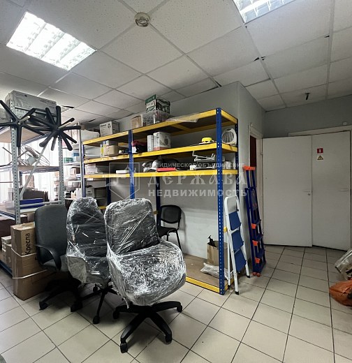 Помещение свободного назначения, 322 м2, улица Тольятти 13