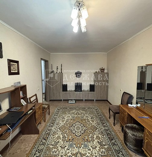 4-комнатная квартира, проспект Химиков 19А