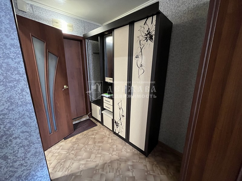 1-комнатная квартира, улица Дзержинского 9А