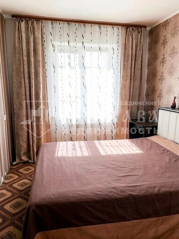2-комнатная квартира, улица Зварыгина 5