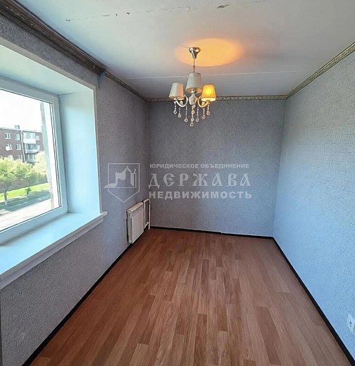 4-комнатная квартира, проспект Шахтёров,32