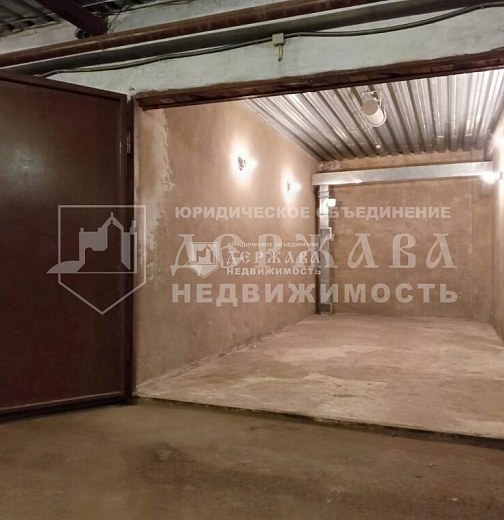 Гараж, Ленинградский проспект 22