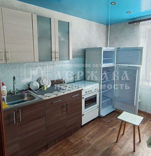 2-комнатная квартира, улица Мира 17