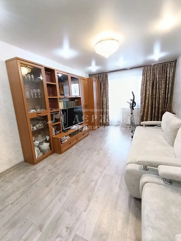 2-комнатная квартира, улица Гагарина 51А