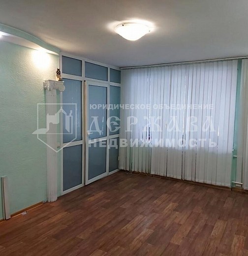 4-комнатная квартира, улица Гагарина 105А
