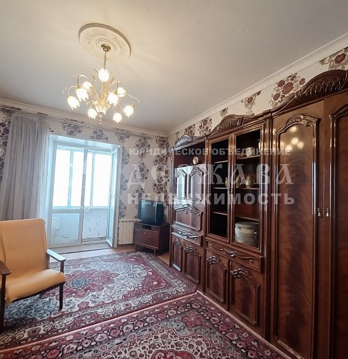 3-комнатная квартира, Базовая улица 8