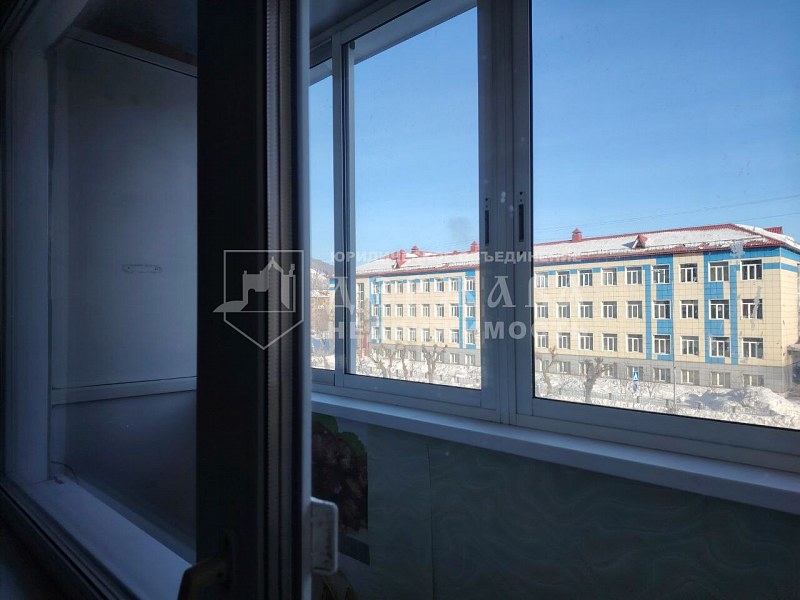 2-комнатная квартира, проспект Строителей 18