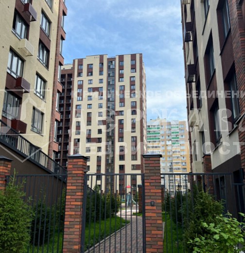 3-комнатная квартира, улица Сарыгина 31к1