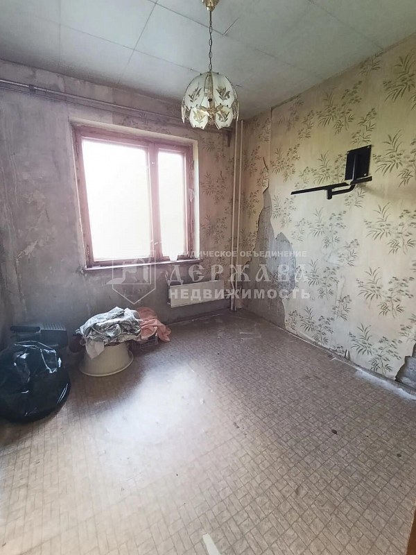 3-комнатная квартира, Институтская улица 12А