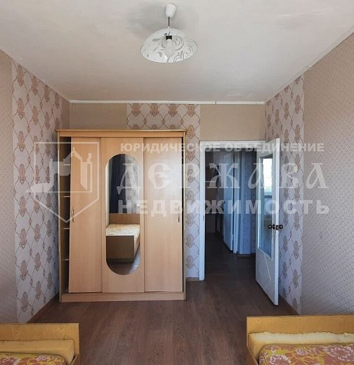 4-комнатная квартира, улица Дзержинского 26