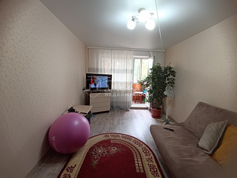 2-комнатная квартира, улица Дзержинского 14