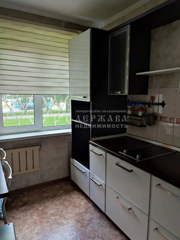 2-комнатная квартира, Октябрьский проспект 7