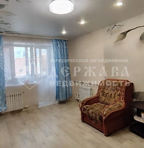 2-комнатная квартира, улица 8 Марта 4