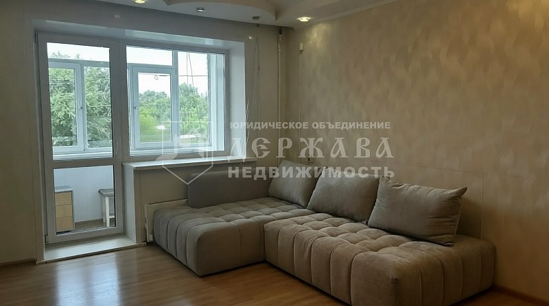 3-комнатная квартира, улица Гагарина 9