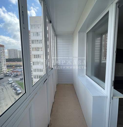 3-комнатная квартира, улица Авроры,10