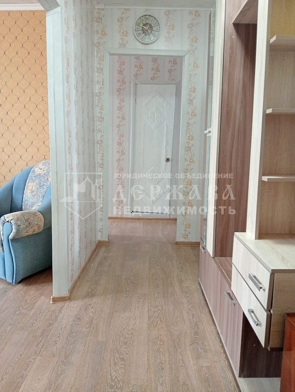 4-комнатная квартира, улица Дзержинского,26