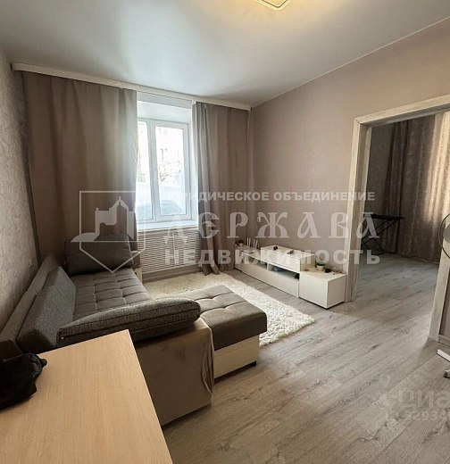 3-комнатная квартира, улица Карбышева 12