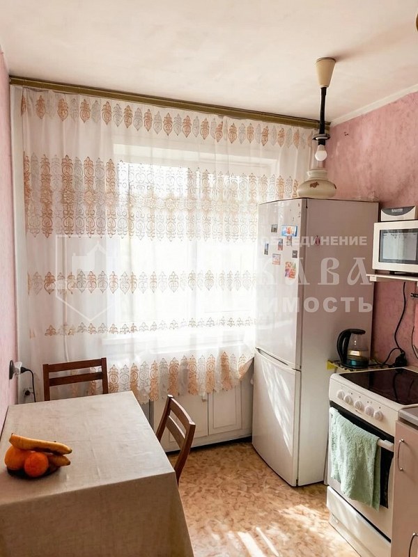 2-комнатная квартира, проспект Кирова 122