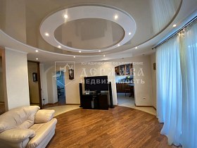4-комнатная квартира