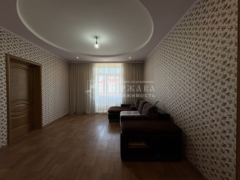 2-комнатная квартира, Коммунистический проспект,38