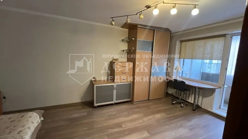 2-комнатная квартира, Октябрьский проспект 7