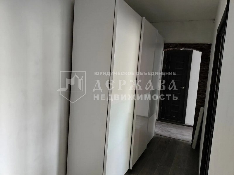 3-комнатная квартира, улица Лукиянова 21