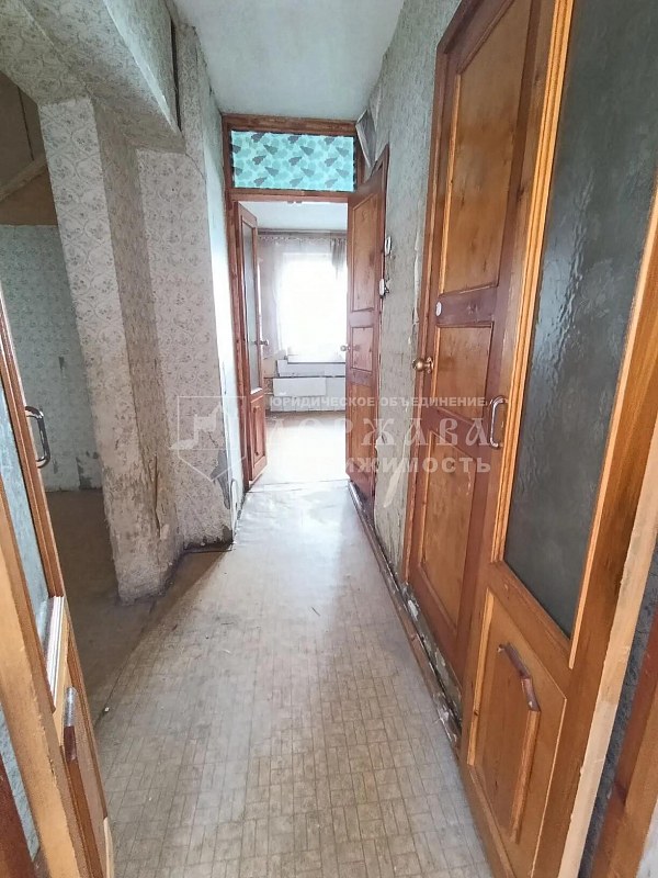 3-комнатная квартира, Институтская улица 12А